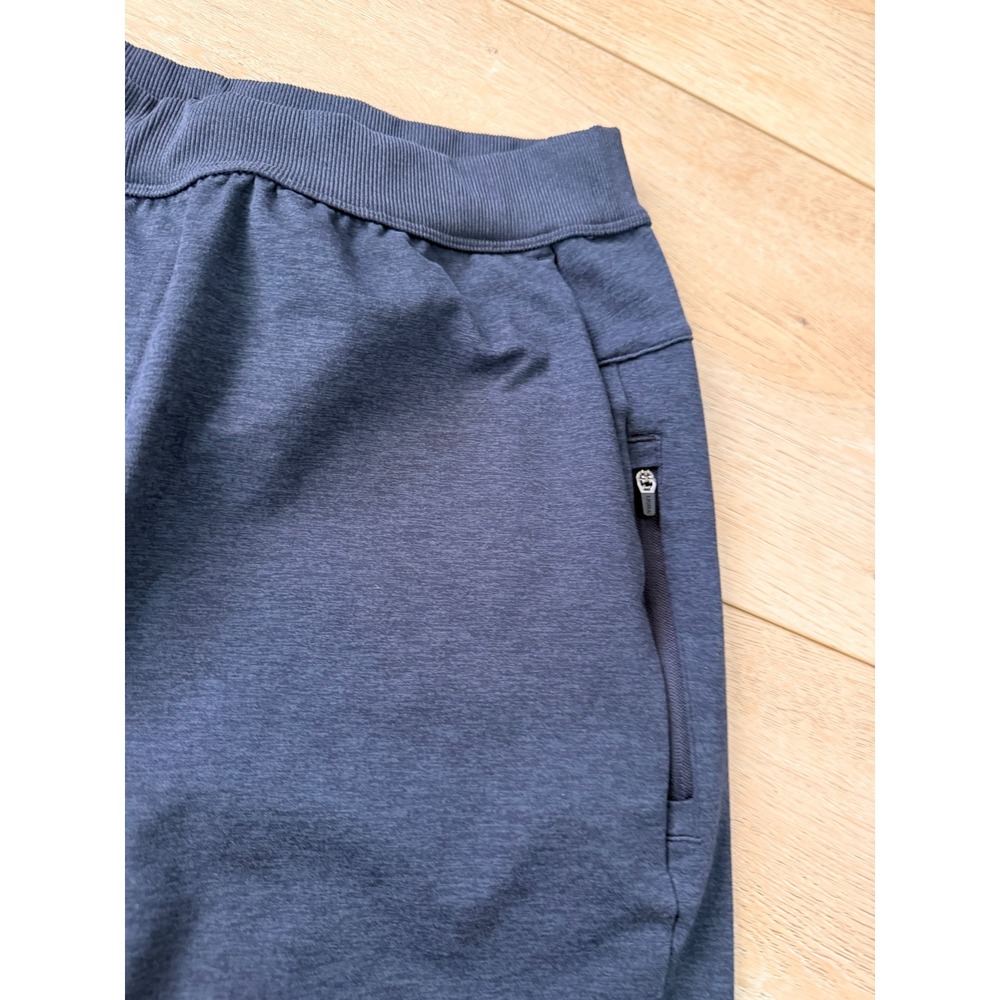 Vuori Ponto Performance Shorts Mens Large Charcoal Heather Blue DreamKnit Gym 7" - Picture 3 of 7